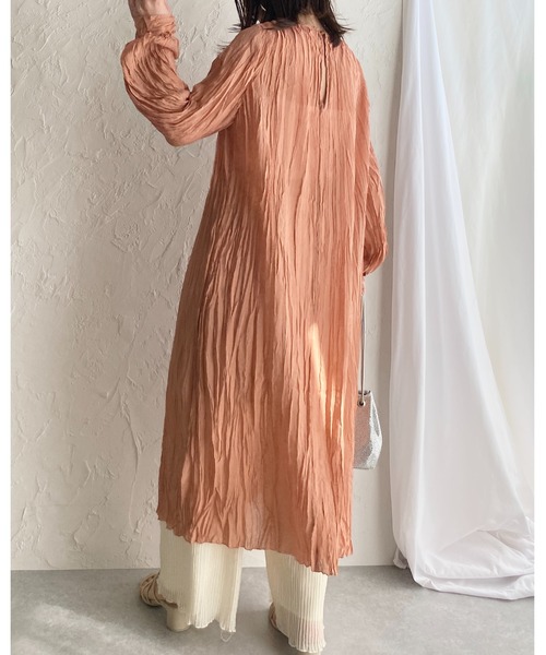 She's Closet（シーズクローゼット）の「ワッシャープリーツ長袖ロングワンピース（ワンピース・レディース・ブラック/パープル/オレンジ/モカ/オートミール・FREE）」の17枚目の写真