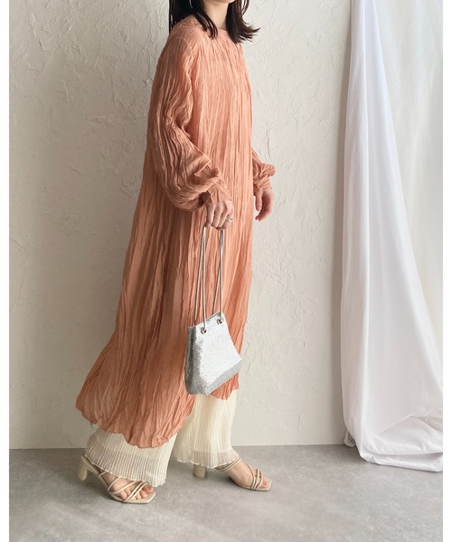 She's Closet（シーズクローゼット）の「ワッシャープリーツ長袖ロングワンピース（ワンピース・レディース・ブラック/パープル/オレンジ/モカ/オートミール・FREE）」の19枚目の写真