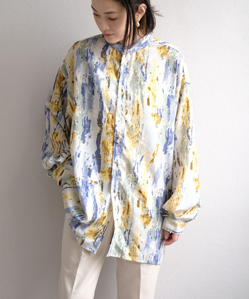 ＡＮＤＪ（アンドジェイ）の「ジョーゼットペイント柄バンドカラーシャツ（シャツ/ブラウス・レディース・ブルー/グリーン/ベージュ・M）」の3枚目の写真