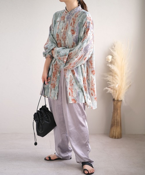 ＡＮＤＪ（アンドジェイ）の「ジョーゼットペイント柄バンドカラーシャツ（シャツ/ブラウス・レディース・ブルー/グリーン/ベージュ・M）」の14枚目の写真