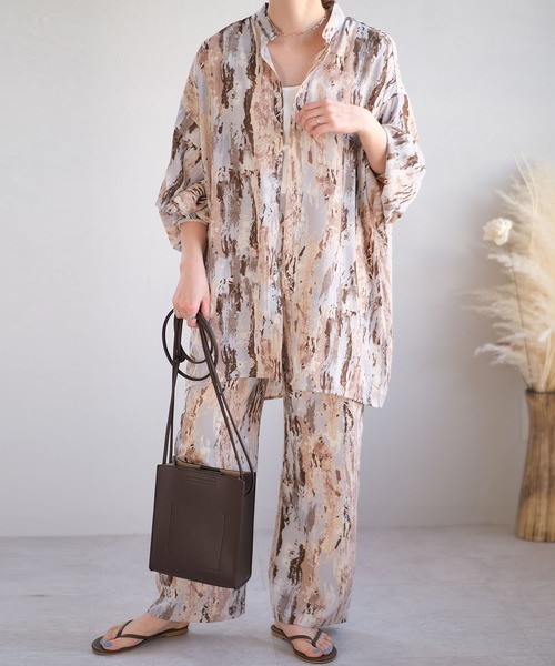 ＡＮＤＪ（アンドジェイ）の「ジョーゼットペイント柄バンドカラーシャツ（シャツ/ブラウス・レディース・ブルー/グリーン/ベージュ・M）」の22枚目の写真