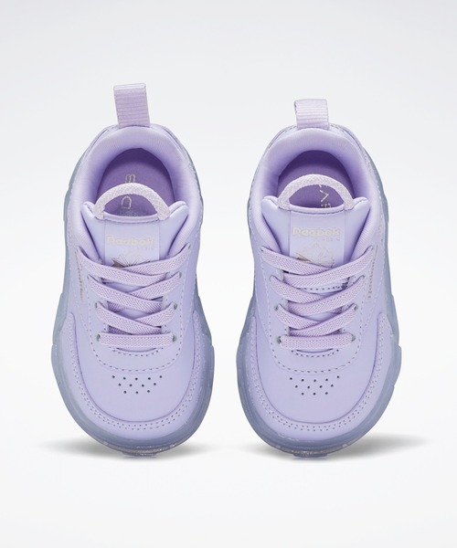 Reebok（リーボック）の「カーディB クラブシー / Cardi B Club C Shoes（スニーカー・キッズ・パープル/ベージュ/ホワイト×ホワイト/ブラック×レッド/ピンクゴールド・13.0cm/12cm/16.0cm/14.0cm/15.0cm）」の10枚目の写真