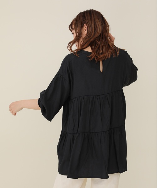 sakishimatokyo（サキシマトーキョー）の「【ZOZO限定】サキシマamp「ワッシャーティアードボリューム袖チュニック/シアーブラウス」（チュニック・レディース・グレー/アイボリー/ホワイト/ブラック・FREE）」の11枚目の写真