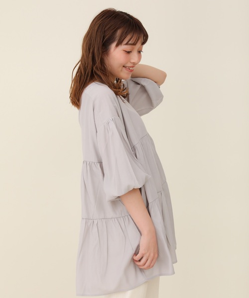 sakishimatokyo（サキシマトーキョー）の「【ZOZO限定】サキシマamp「ワッシャーティアードボリューム袖チュニック/シアーブラウス」（チュニック・レディース・グレー/アイボリー/ホワイト/ブラック・FREE）」の19枚目の写真