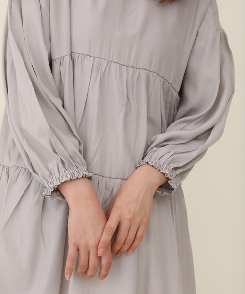 sakishimatokyo（サキシマトーキョー）の「【ZOZO限定】サキシマamp「ワッシャーティアードボリューム袖チュニック/シアーブラウス」（チュニック・レディース・グレー/アイボリー/ホワイト/ブラック・FREE）」の13枚目の写真