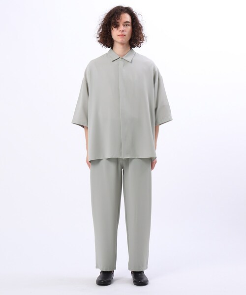 tk.TAKEO KIKUCHI（ティーケータケオキクチ）の「◆【WEB限定】ナメラカシャツセットアップ＋サコッシュ（シャツ＋パンツ＋バッグの夏コーデ3点セット）（シャツ/ブラウス・メンズ・ブラック/グレー/ライトグリーン・01/02/03）」の19枚目の写真