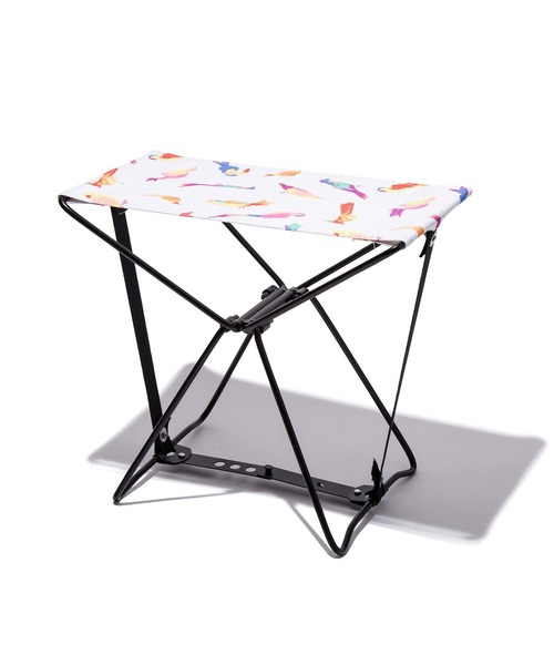 KiU（キウ）の「【KiU】600D FLD STOOL フォールディングスツール（アウトドアグッズ・レディース・その他1/その他3/レオパード/その他6/その他4/その他2/その他5/その他8/その他9/その他7/キャメル/ブラック/その他10・FREE）」の4枚目の写真