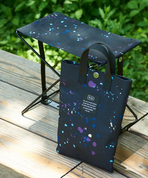 KiU（キウ）の「【KiU】600D FLD STOOL フォールディングスツール（アウトドアグッズ・レディース・その他1/その他3/レオパード/その他6/その他4/その他2/その他5/その他8/その他9/その他7/キャメル/ブラック/その他10・FREE）」の5枚目の写真