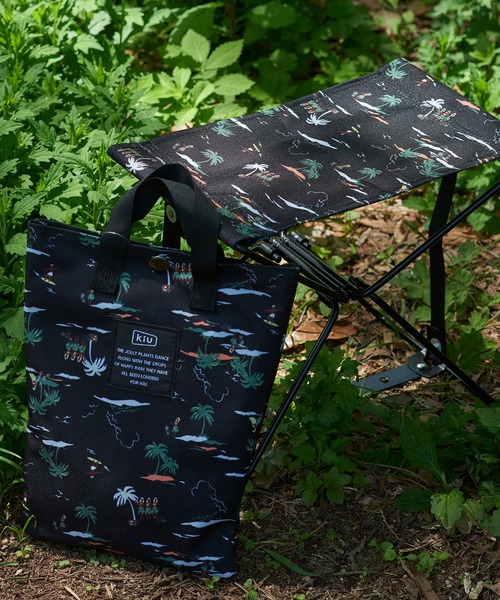 KiU（キウ）の「【KiU】600D FLD STOOL フォールディングスツール（アウトドアグッズ・レディース・その他1/その他3/レオパード/その他6/その他4/その他2/その他5/その他8/その他9/その他7/キャメル/ブラック/その他10・FREE）」の8枚目の写真