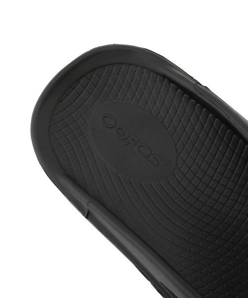 OOFOS（ウーフォス）の「【OOFOS】OOriginal（サンダル・レディース・ブラック・23/24/22/25）」の6枚目の写真