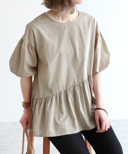 reca（レカ）の「ボリューム袖フレアブラウス（シャツ/ブラウス・レディース・ブラック/ベージュ/オフホワイト/ミント・M）」の7枚目の写真