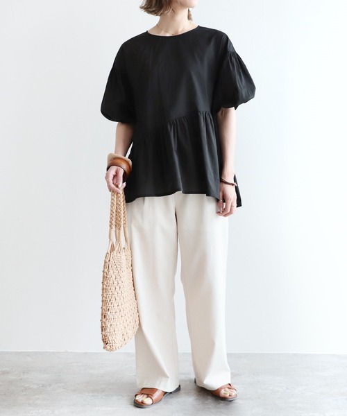 reca（レカ）の「ボリューム袖フレアブラウス（シャツ/ブラウス・レディース・ブラック/ベージュ/オフホワイト/ミント・M）」の14枚目の写真