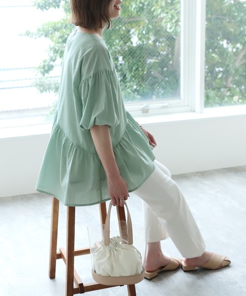 reca（レカ）の「ボリューム袖フレアブラウス（シャツ/ブラウス・レディース・ブラック/ベージュ/オフホワイト/ミント・M）」の18枚目の写真