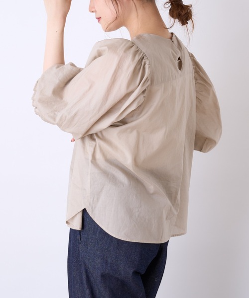 PUAL CE CIN(ピュアルセシン)の「【WEB限定】80ボイル袖フリルブラウス(シャツ/ブラウス・レディース・ベージュ/ブラック/ホワイト・FREE)」の13枚目の写真