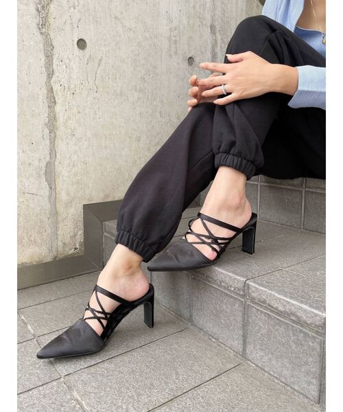 EVRIS（エヴリス）の「ポインテッドレースアップミュール（サンダル・レディース・ブラック/カーキ/ブルー・SMALL/MEDIUM/LARGE）」の14枚目の写真