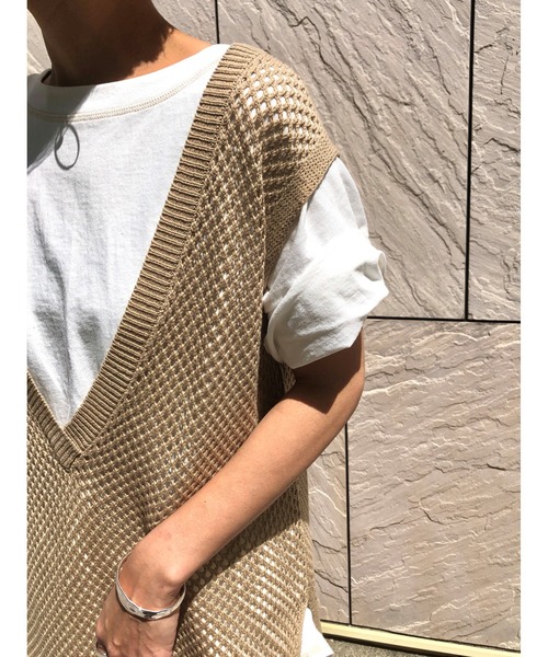 ulu（ウル）の「original Vneck mesh design dress（ワンピース・レディース・ベージュ/オフホワイト・FREE）」の8枚目の写真