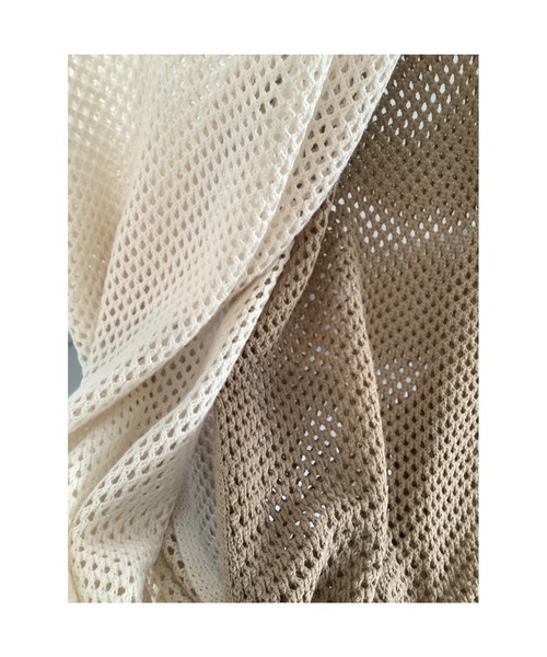 ulu（ウル）の「original Vneck mesh design dress（ワンピース・レディース・ベージュ/オフホワイト・FREE）」の15枚目の写真