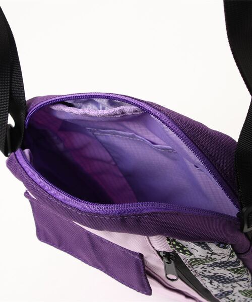 チチカカ（チチカカ）の「ポートレイトショルダーバッグ（ショルダーバッグ・レディース・ブラック/ベージュ/パープル・FREE）」の6枚目の写真