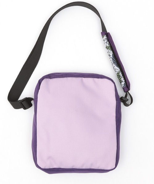 チチカカ（チチカカ）の「ポートレイトショルダーバッグ（ショルダーバッグ・レディース・ブラック/ベージュ/パープル・FREE）」の11枚目の写真