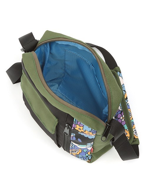 チチカカ（チチカカ）の「ポートレイトショルダーバッグ（ショルダーバッグ・レディース・ブラック/ベージュ/パープル・FREE）」の12枚目の写真