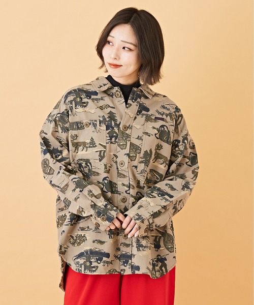 CUBE SUGAR（キューブシュガー）の「アウトドアプリント ツイル シャツジャケット（シャツ/ブラウス・レディース・ベージュ/カーキ/ブルー・M）」の3枚目の写真