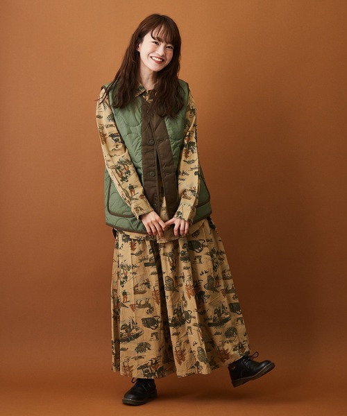 CUBE SUGAR（キューブシュガー）の「アウトドアプリント ツイル シャツジャケット（シャツ/ブラウス・レディース・ベージュ/カーキ/ブルー・M）」の4枚目の写真