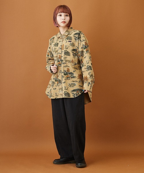 CUBE SUGAR（キューブシュガー）の「アウトドアプリント ツイル シャツジャケット（シャツ/ブラウス・レディース・ベージュ/カーキ/ブルー・M）」の7枚目の写真