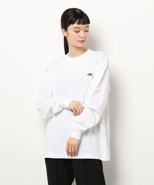 FRUIT OF THE LOOM(フルーツオブザルーム)の「ワッペン付L/S Tシャツ / ロンT / 長袖 / トップス / シンプル / カジュアル / 無地 / ワンポイント / ユニセックス(Tシャツ/カットソー・レディース・ホワイト/ブラック・M/L/XL)」の9枚目の写真