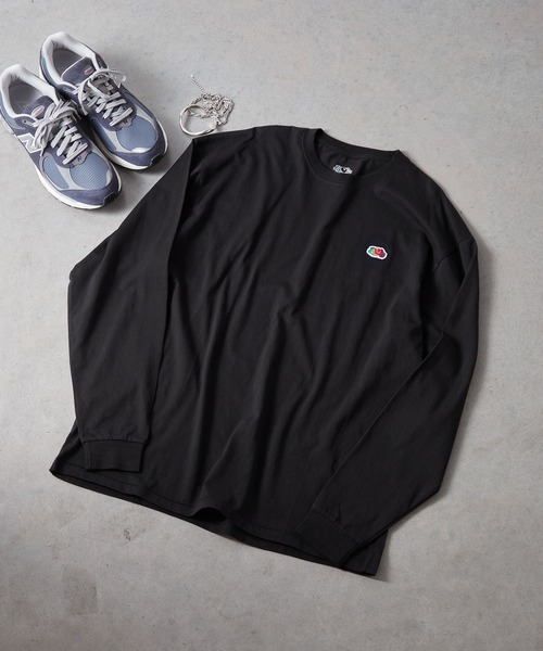 FRUIT OF THE LOOM(フルーツオブザルーム)の「ワッペン付L/S Tシャツ / ロンT / 長袖 / トップス / シンプル / カジュアル / 無地 / ワンポイント / ユニセックス(Tシャツ/カットソー・レディース・ホワイト/ブラック・M/L/XL)」の12枚目の写真