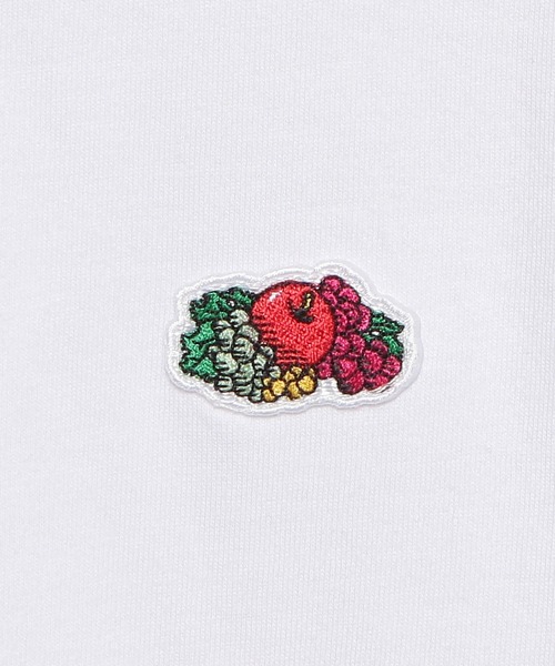 FRUIT OF THE LOOM(フルーツオブザルーム)の「ワッペン付L/S Tシャツ / ロンT / 長袖 / トップス / シンプル / カジュアル / 無地 / ワンポイント / ユニセックス(Tシャツ/カットソー・レディース・ホワイト/ブラック・M/L/XL)」の17枚目の写真