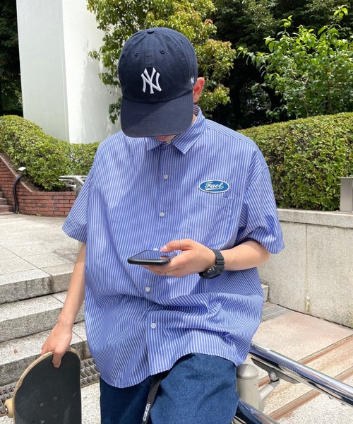 WHO'S WHO gallery（フーズフーギャラリー）の「COOPERワークシャツ（シャツ/ブラウス・メンズ・ホワイト×ブルー/ネイビー×ホワイト・FREE）」の2枚目の写真