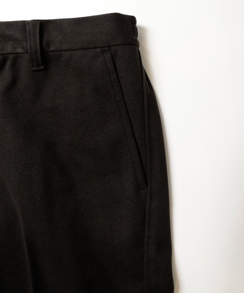 UNION STATION（ユニオンステーション）の「エアリーフラノノータックスラックス【セットアップ対応】（スラックス・メンズ・ブラック/グレイッシュベージュ/チャコール・S/M/L）」の18枚目の写真