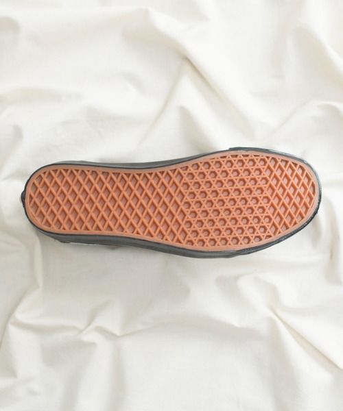 And A（アンドエー）の「VANS ヴァンズ / OLD SKOOL 36 DX オールドスクール スエード キャンバスローカットスニーカー / VN0A54F39XO / VN0A54F39XN（スニーカー・レディース・ブラック/ホワイト・24cm/24.5cm/23cm/23.5cm）」の22枚目の写真