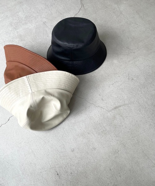 CANAL JEAN(キャナルジーン)の「El mar(エルマール) フェイクレザーバケットハット(ハット・レディース・ブラック/ブラウン/アイボリー・ONE SIZE)」の13枚目の写真