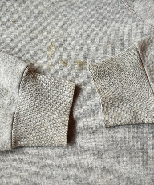 VINTAGE(ヴィンテージ)の「【ヴィンテージ古着】80's TULTEX/タルテックス 無地 クルーネックスウェット(スウェット・メンズ・グレー・X-LARGE)」の5枚目の写真