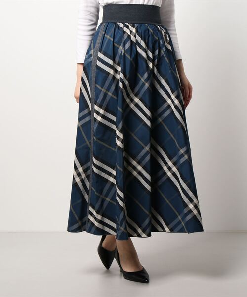 Q(キュー)の「サイドライン メモリーチェックボリュームスカート(スカート・レディース・レッド系その他/ブルー系その他/ブルー系その他2/イエロー系その他/ブラック系その他/カーキ/イエロー系その他2/ライトグレー・MEDIUM)」の14枚目の写真