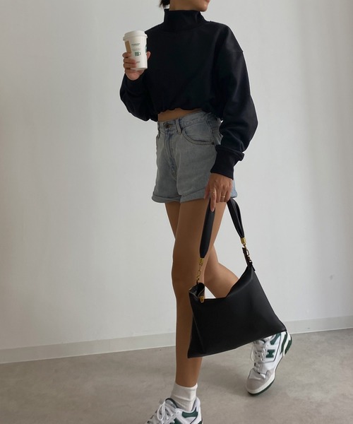 Avvenente（アベネンテ）の「【Avvenente】ハイネックショートスウェット（Tシャツ/カットソー・レディース・オフホワイト/ブラック/ベージュ・FREE）」の12枚目の写真