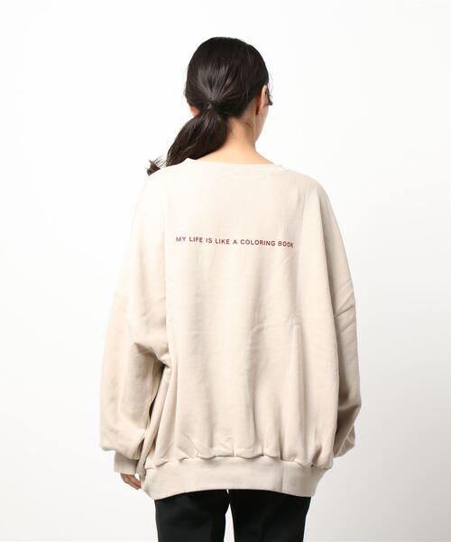 reca（レカ）の「裏起毛フロッキーバックプリントビッグスウェット（スウェット・レディース・ライトベージュ/グレイッシュベージュ・M）」の3枚目の写真