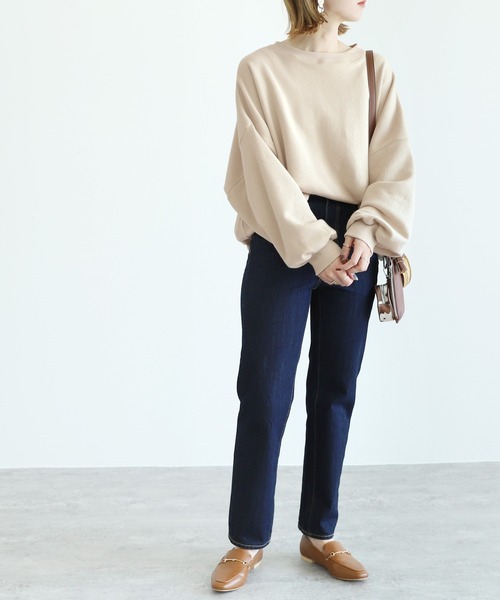 reca（レカ）の「裏起毛フロッキーバックプリントビッグスウェット（スウェット・レディース・ライトベージュ/グレイッシュベージュ・M）」の11枚目の写真