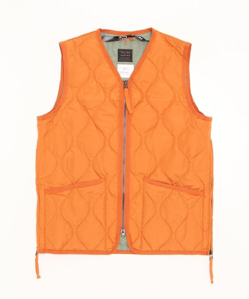 TAION(タイオン)の「【TAION】タイオン MILITARY ZIP V NECK DOWN VEST TAION-001ZML-1(ダウンベスト・メンズ・ブラック/ライトグレー/キャメル/オリーブ/ブルー系その他2/ライトブラウン/ダークオリーブ/ネイビー/セージグリーン/ダークオレンジ・LARGE/MEDIUM/X-LARGE/SMALL/X-SMALL/XX-LARGE)」の10枚目の写真