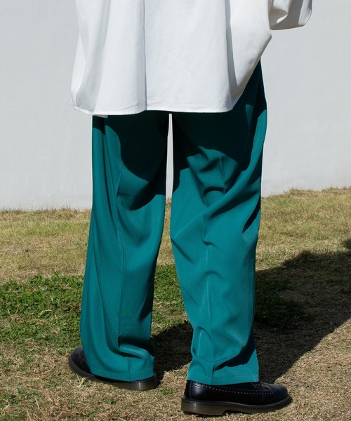 Perushu(ペルーシュ)の「センタープレスワイドカラースラックス(その他パンツ・メンズ・レッド/グリーン/ライトブラウン・SMALL/MEDIUM/LARGE)」の11枚目の写真