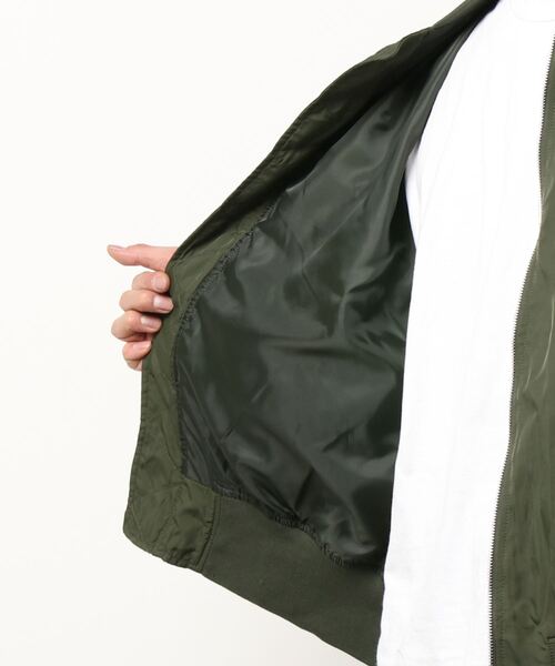 coca（coca）（コカ）の「メンズ ナイロンツイルMA-1（MA-1・メンズ・ブラック/カーキ・M/L）」の17枚目の写真