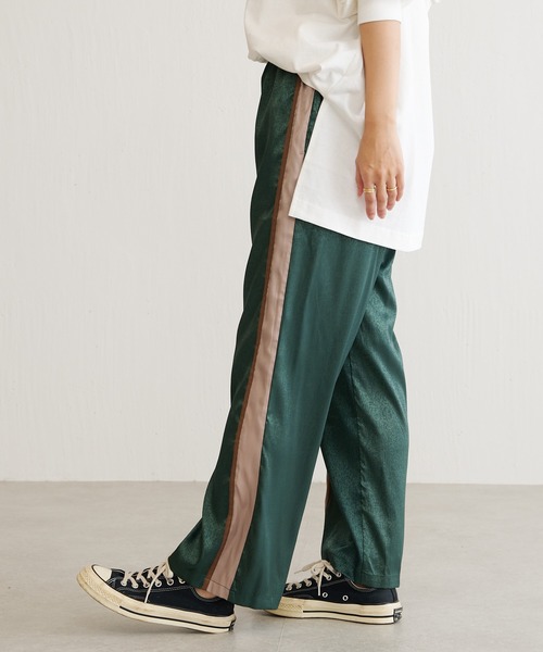BONbazaar（ボンバザール）の「サテンジャガードライン入りパンツ（その他パンツ・レディース・ブラック/グリーン・FREE）」の5枚目の写真
