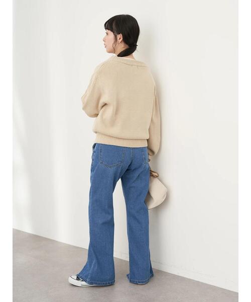 earth music&ecology(アースミュージックアンドエコロジー)の「センタースリットフレアデニムパンツ*(デニムパンツ・レディース・インディゴブルー/ライトインディゴブルー・S/M)」の17枚目の写真