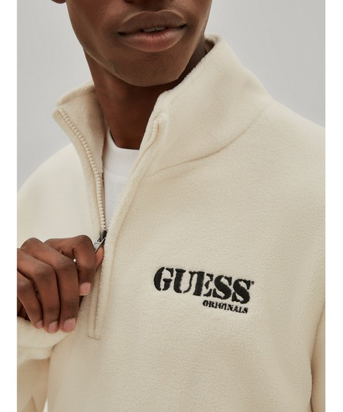Guess(ゲス)の「GUESS Originals Half-Zip Pullover(スウェット・メンズ・ホワイト/ブラック・MEDIUM/LARGE/SMALL/X-LARGE)」の5枚目の写真