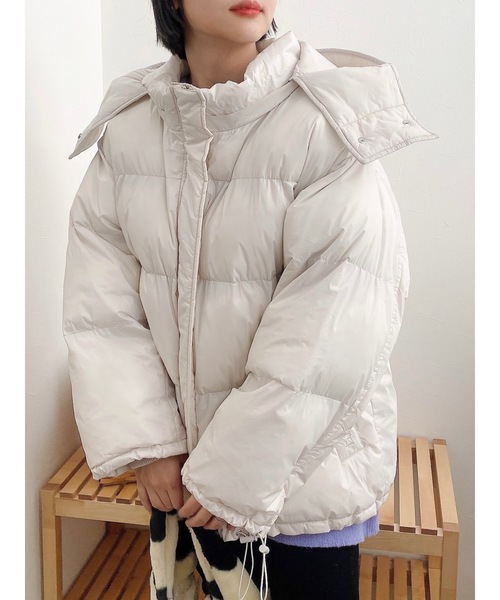 JUMELLE(ジュメロ)の「ロゴ刺繍中綿ジャケット(ダウンジャケット/コート・レディース・ピンク/アイボリー・FREE)」の2枚目の写真