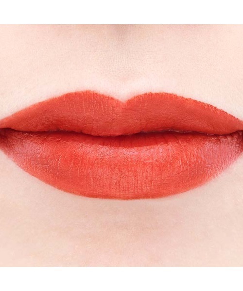 THREE（スリー）の「THREE デアリングリィディスティンクトリップスティック（口紅/リップティント/グロス・レディース・13 CHILD OF THE PLANET/14 POWER OF THE PLANETS/03 DARE 2B DIVINE/04 DARE 2B DYNAMIC/08 DARE 2B DELIGHTFUL/10 INNER CITY......../11 FEELING FREEDOM/12 DEEP CONNECTION/01 DARE 2B DIFFERENT・FREE）」の16枚目の写真