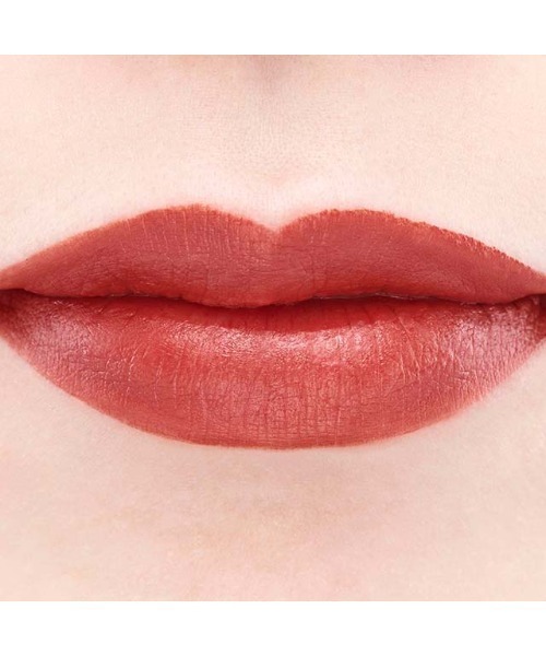 THREE（スリー）の「THREE デアリングリィディスティンクトリップスティック（口紅/リップティント/グロス・レディース・13 CHILD OF THE PLANET/14 POWER OF THE PLANETS/03 DARE 2B DIVINE/04 DARE 2B DYNAMIC/08 DARE 2B DELIGHTFUL/10 INNER CITY......../11 FEELING FREEDOM/12 DEEP CONNECTION/01 DARE 2B DIFFERENT・FREE）」の20枚目の写真