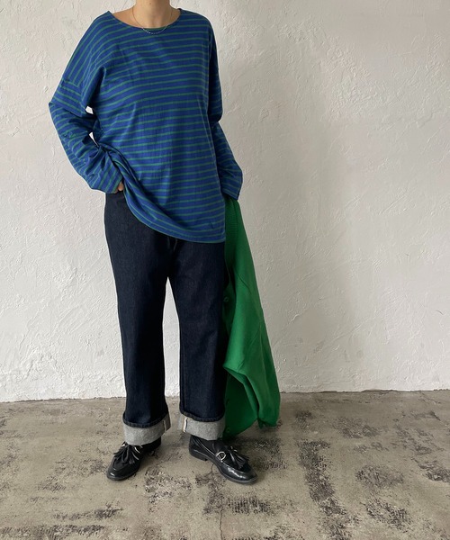 210nouve（トゥージュヌーブ）の「カラーボーダーロングTシャツ（Tシャツ/カットソー・レディース・ライム/ブルー/ホワイト×ブラック/ネイビー/マスタード/パープル・FREE）」の20枚目の写真