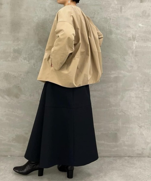 BEARDSLEY（ビアズリー）の「後ろプックリブルゾン（ブルゾン・レディース・ベージュ/ネイビー・1/0）」の20枚目の写真